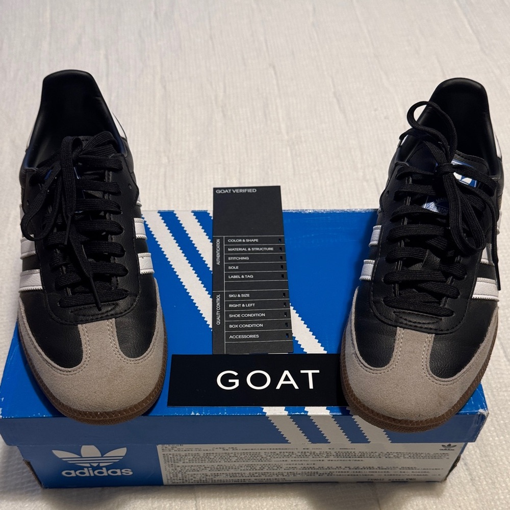 Adidas Unisex Women/Men Black and Tan Sneakers